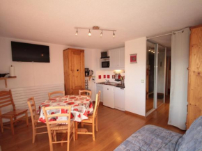 Les Saisies: T2 cabine, 6 pers, terrasse sud, animaux admis - FR-1-293-219